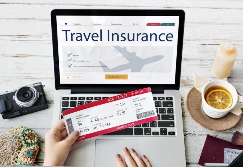 Free COVID Travel Insurance from Airlines Not Suitable for Snowbirds