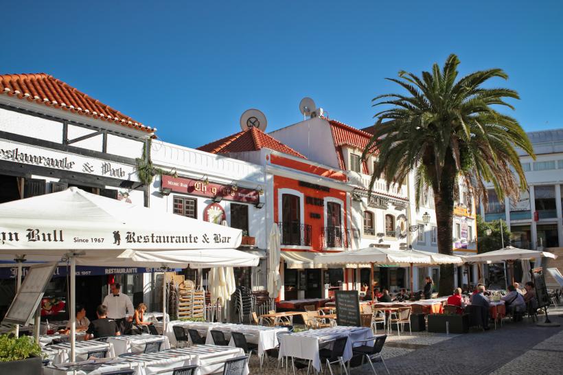 Cascais restaurants for Canadian snowbirds