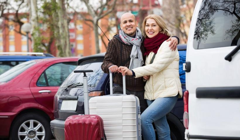 Canadian snowbirds returning to Canada after the winter