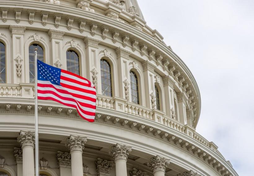 New Bill Would Allow Canadian Snowbirds to Spend 8 Months in the U.S. Annually